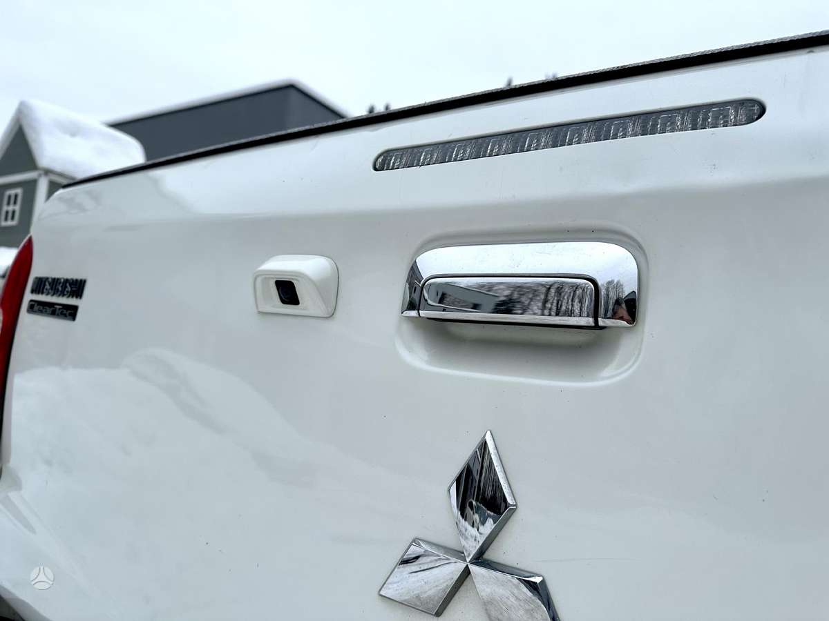 Mitsubishi L200, 2019 11