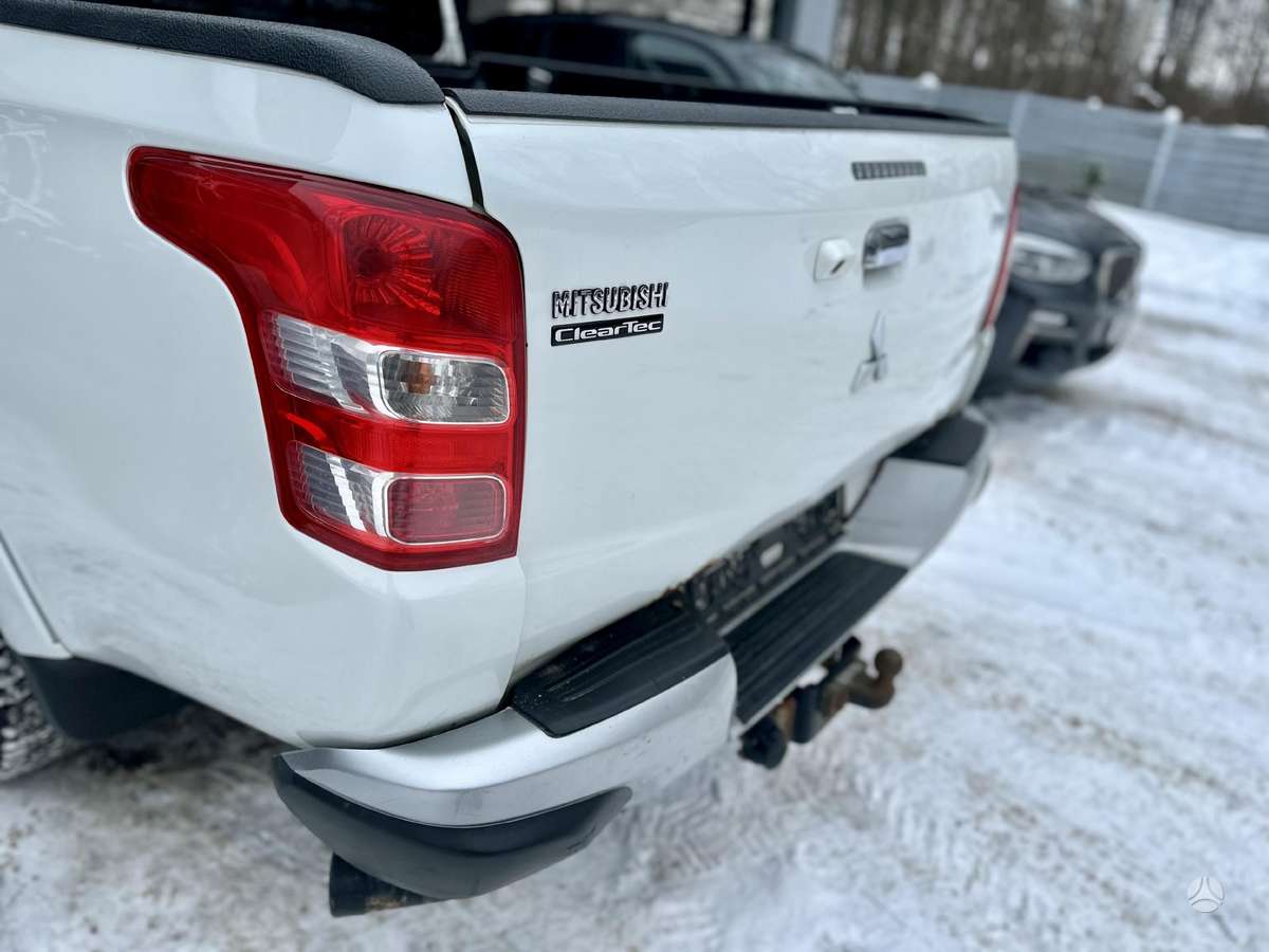 Mitsubishi L200, 2019 14