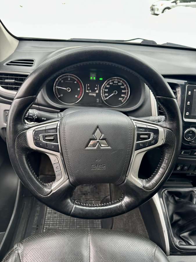 Mitsubishi L200, 2019 23