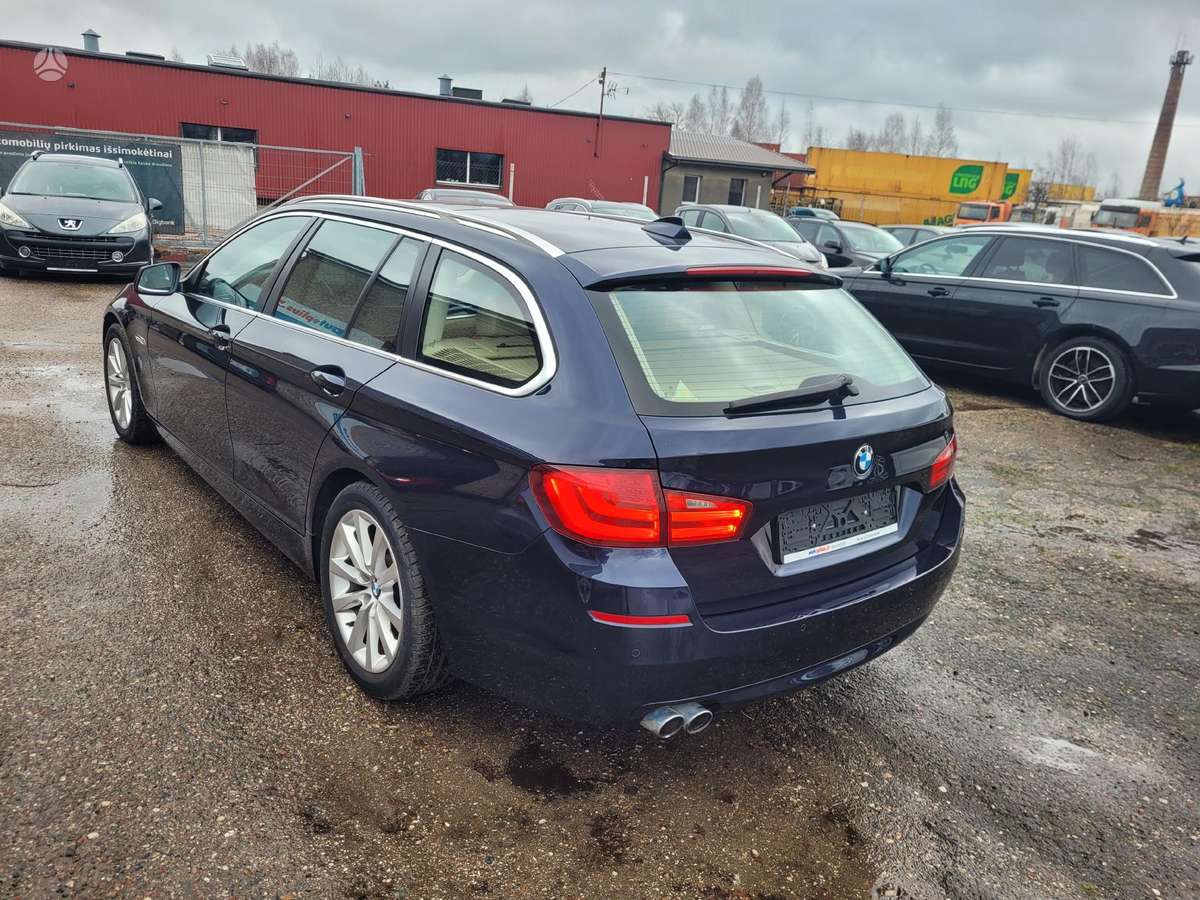 BMW 520, 2.0 l., universalas