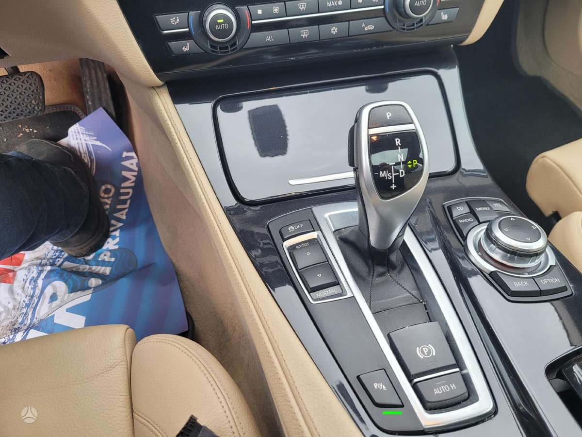 BMW 520, 2.0 l., universalas