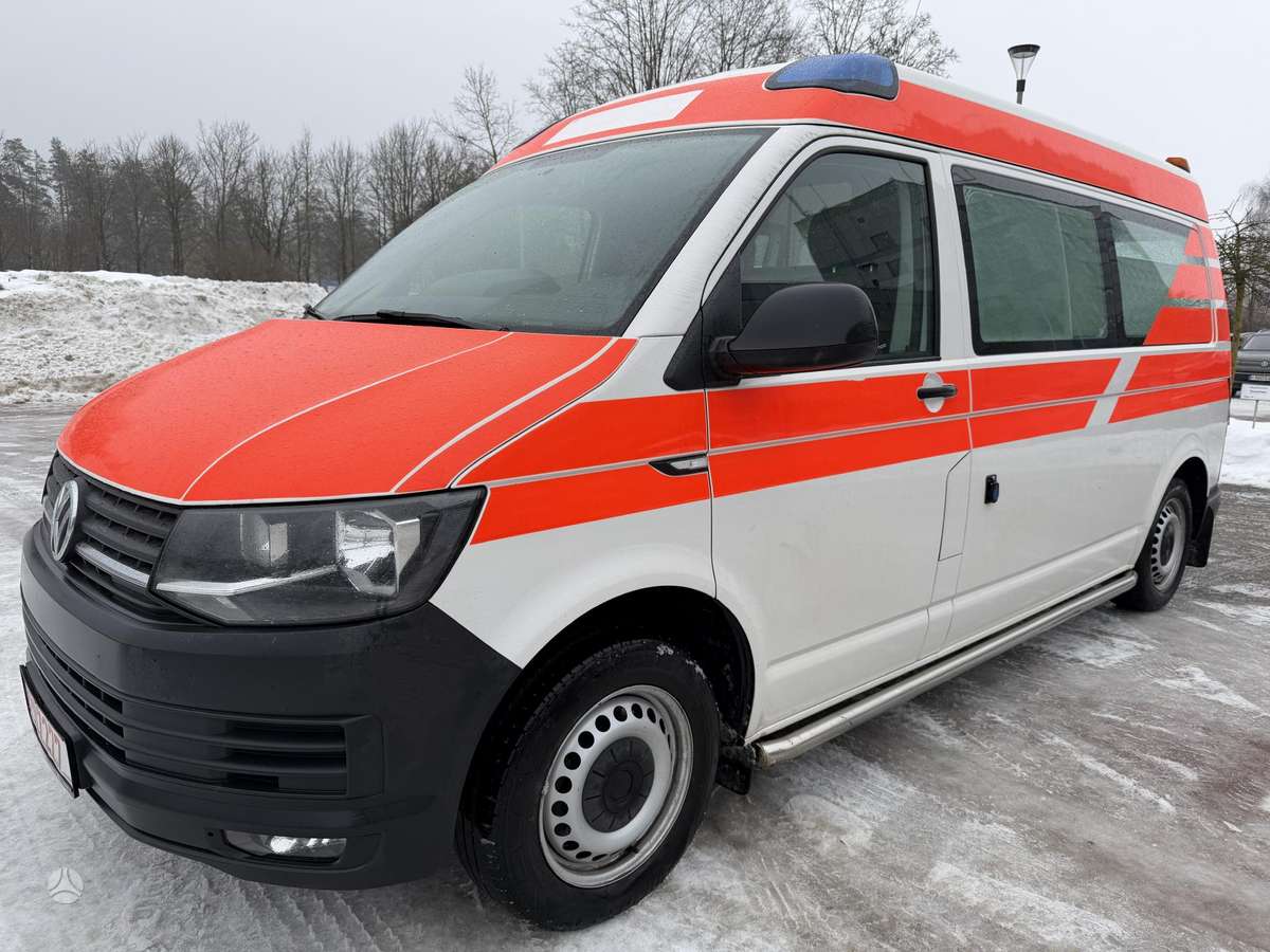 Volkswagen Caravelle - 1