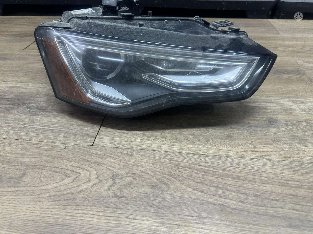 Audi A4 lights