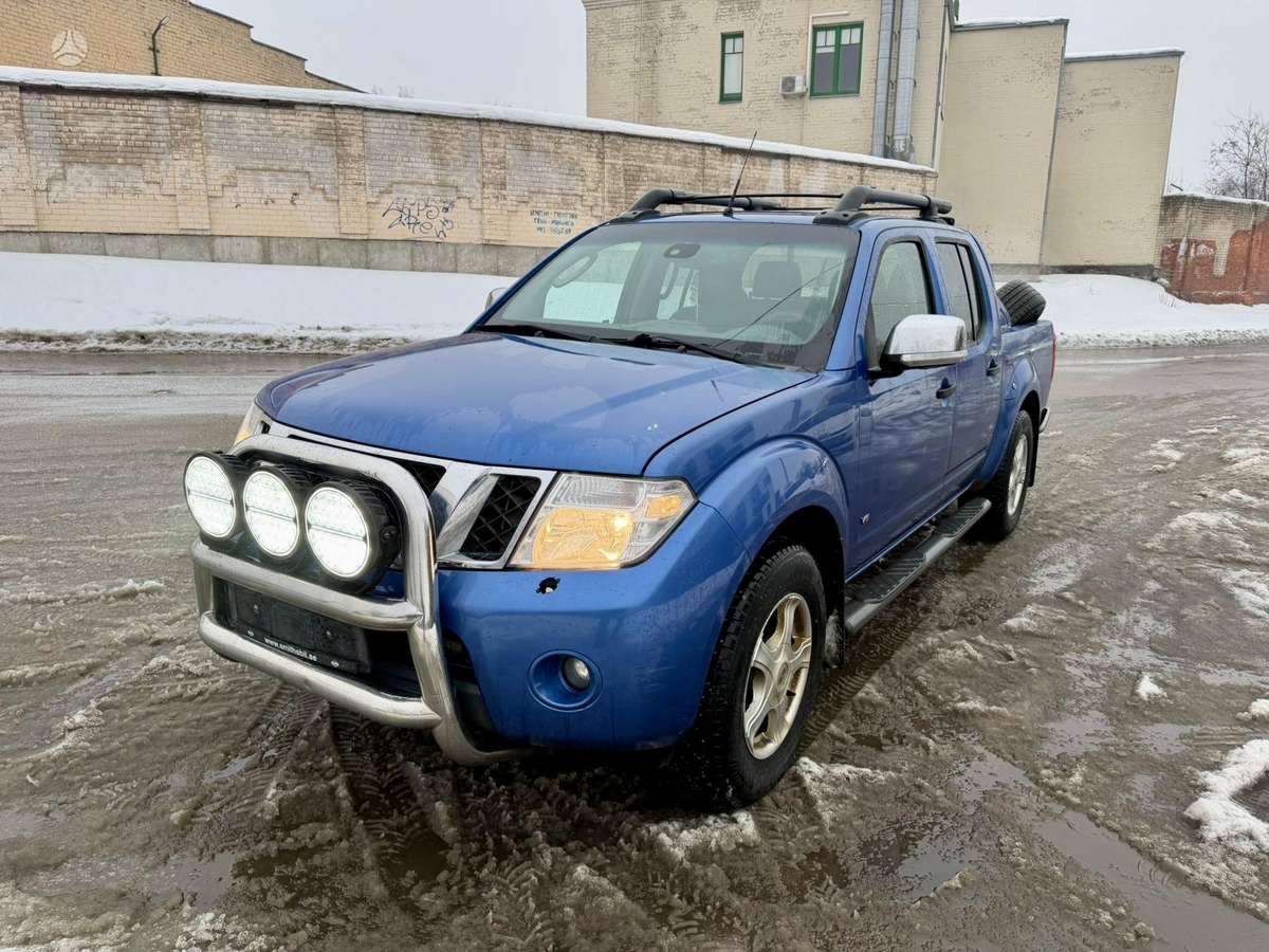 Nissan Navara, 2012