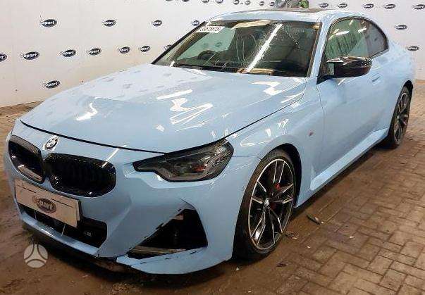 BMW 220 dalimis