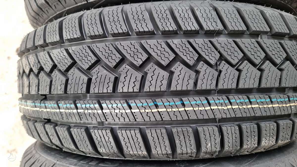 Sunfull SF 982, winter 205/55 R16