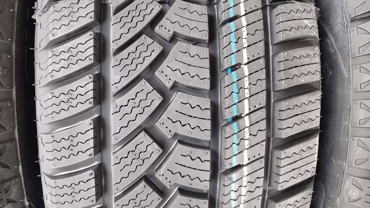 Sunfull SF 982, winter 205/55 R16