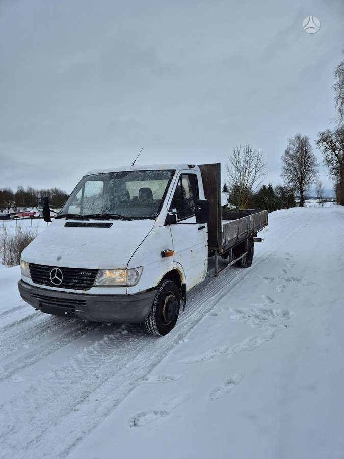 Mercedes-Benz Sprinter, 1999 14