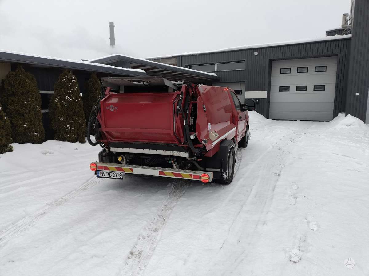 Ford F350 XL, garbage trucks