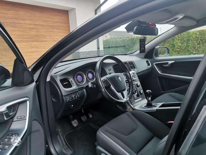 Volvo V60, 2.0 l., Универсал