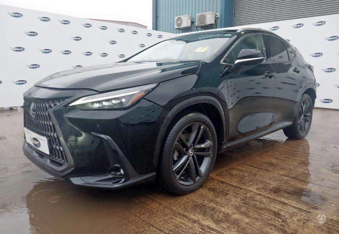 Lexus NX klasė rezerves daļās