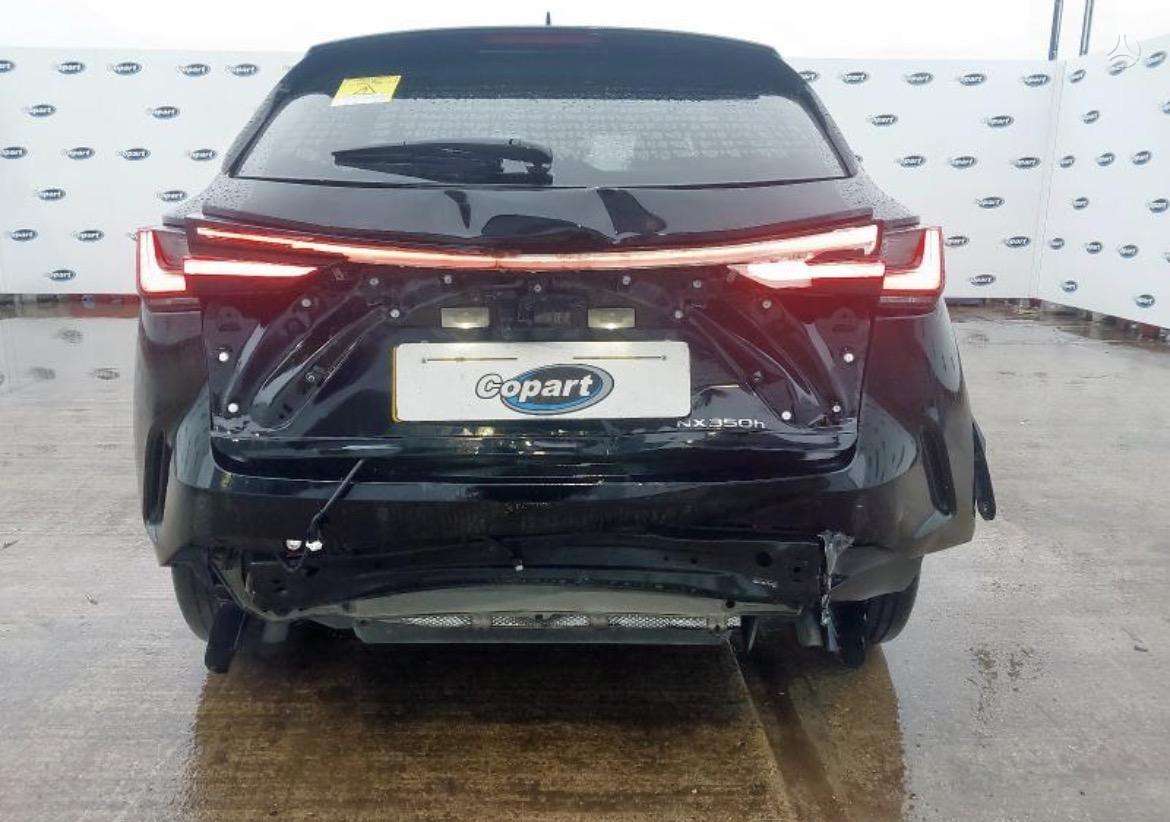Lexus NX klasė по частям
