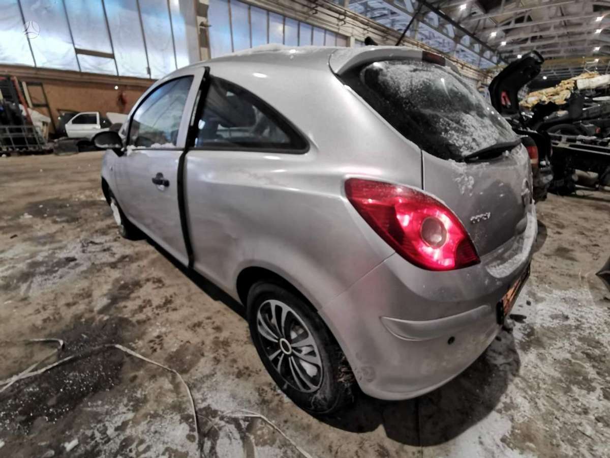 Opel Corsa rezerves daļās. 2026 6 01 pigios dalys utenoje 37068744056 ar
