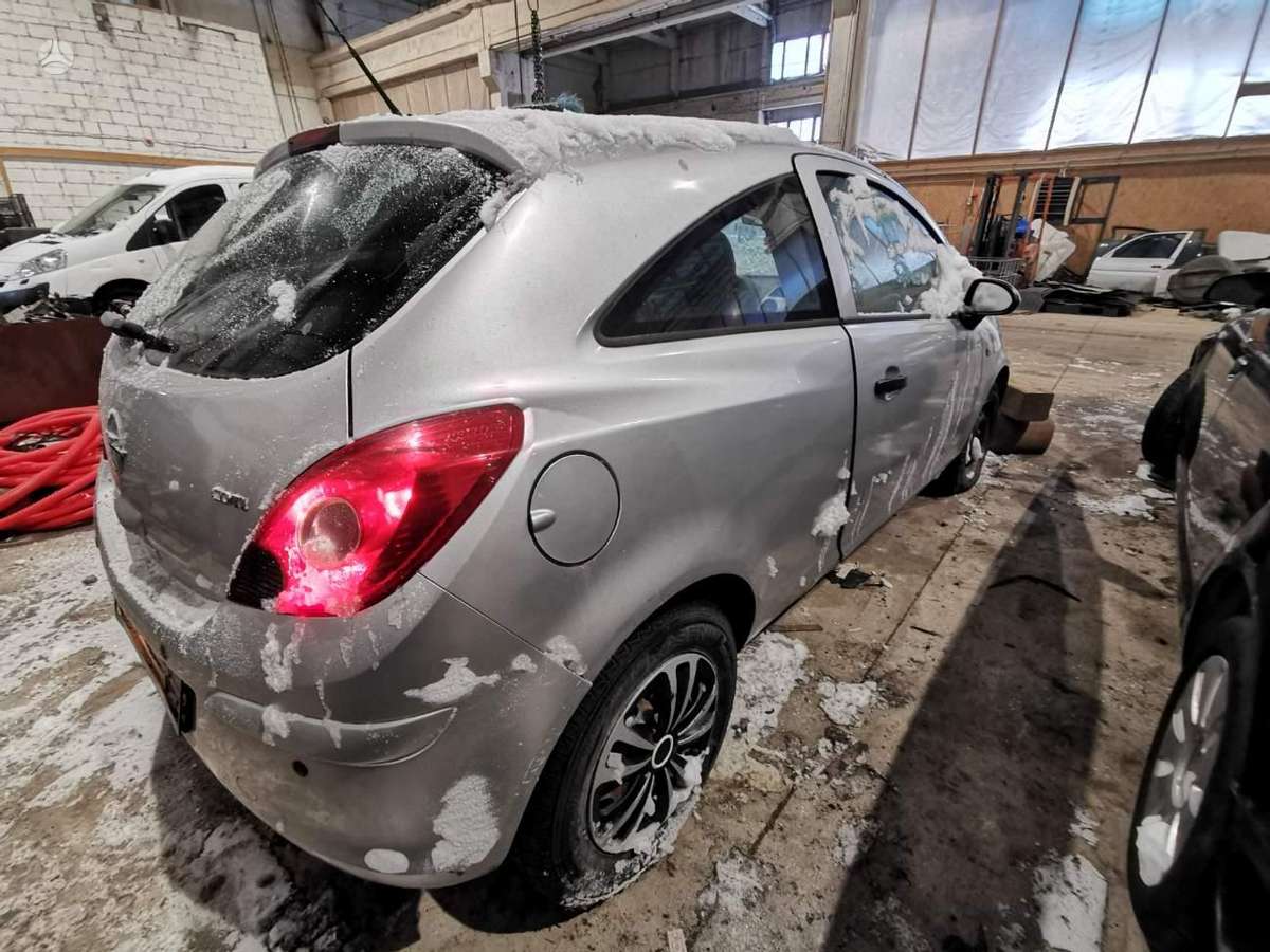 Opel Corsa rezerves daļās. 2026 6 01 pigios dalys utenoje 37068744056 ar