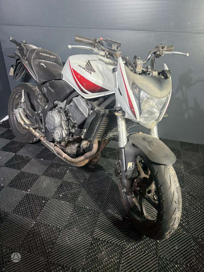 Honda CBF 600cc, street / klasikiniai