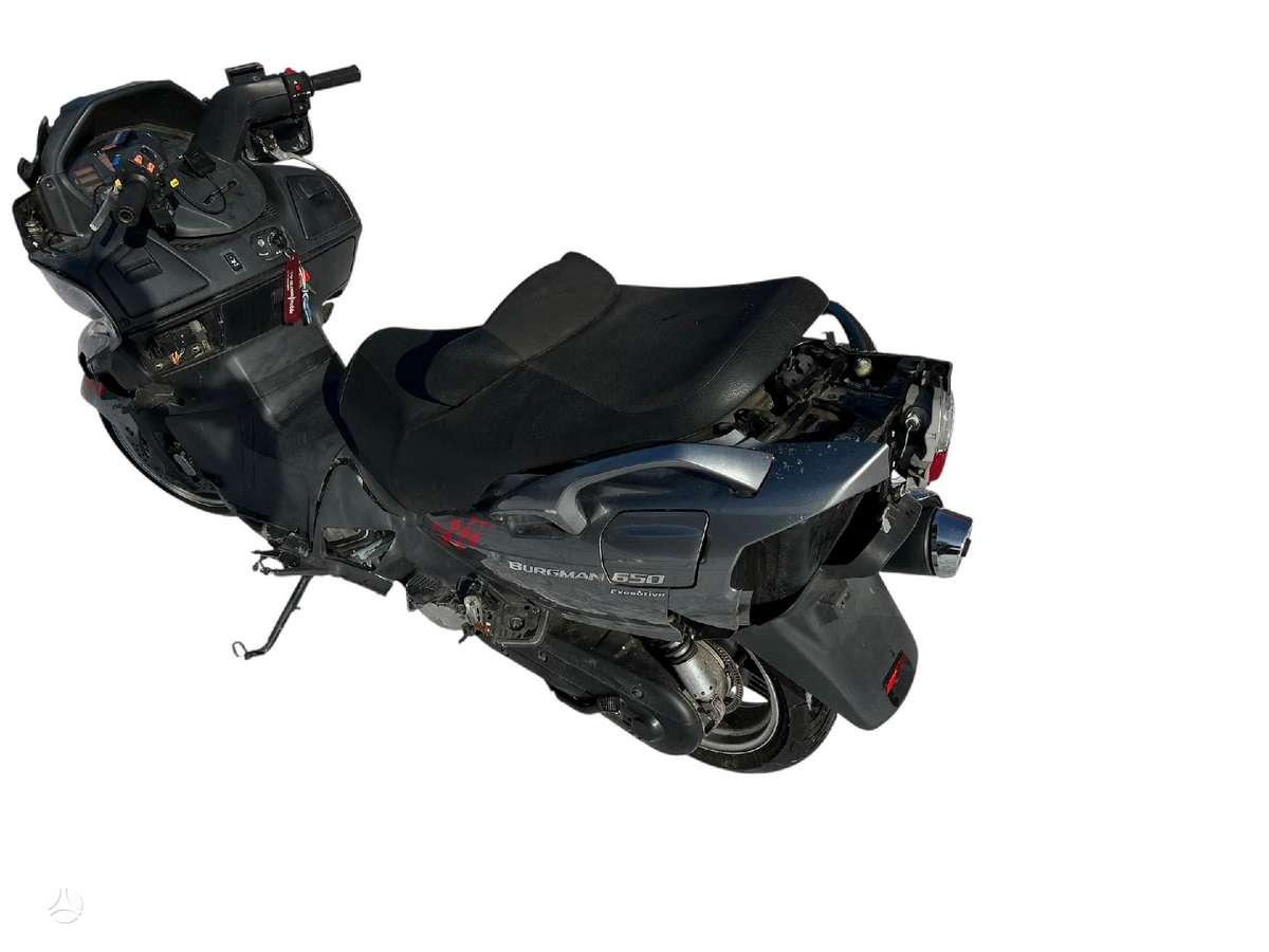 Suzuki Burgman, scooters / mopeds