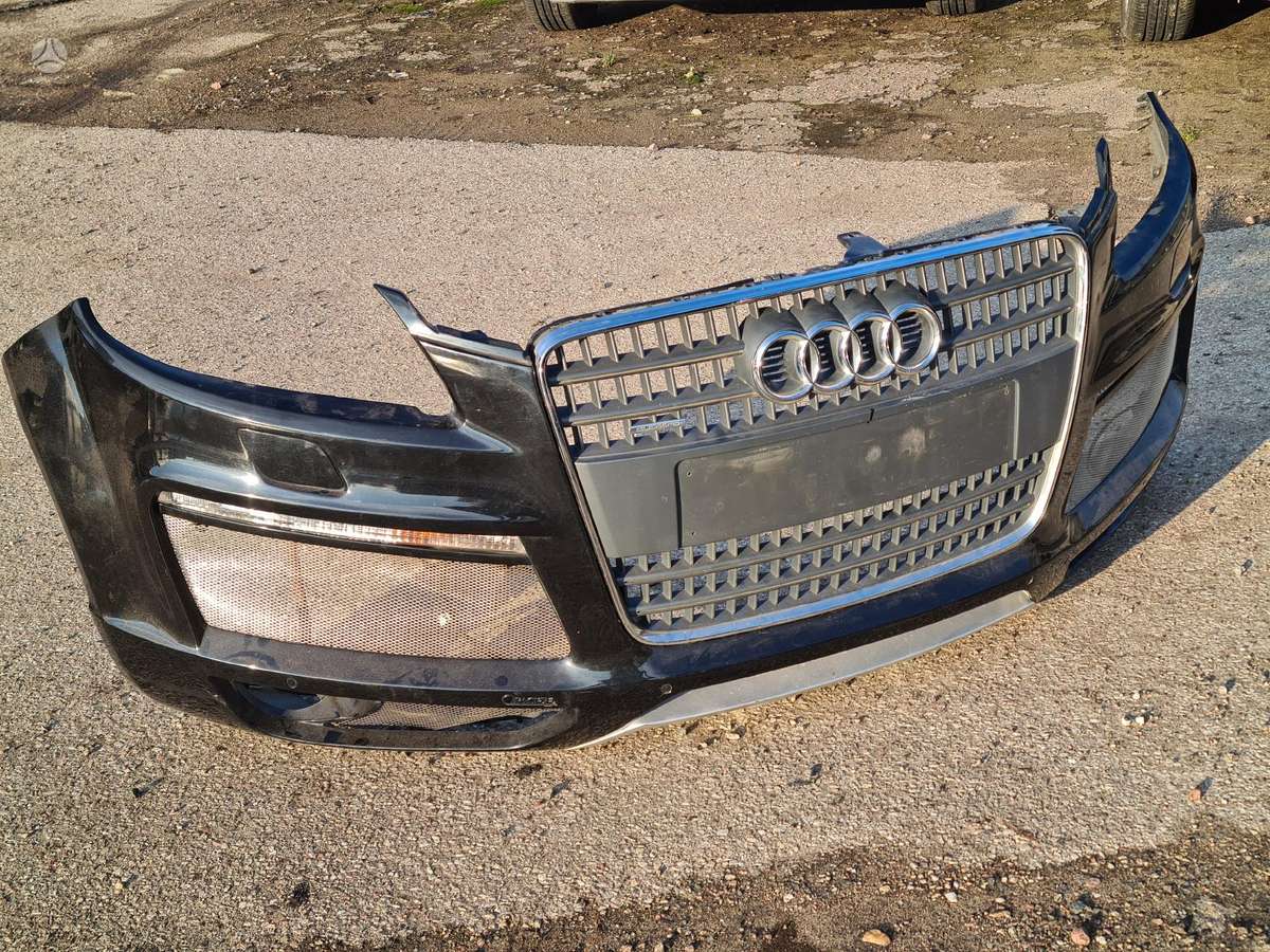 Audi Q7 bamperi