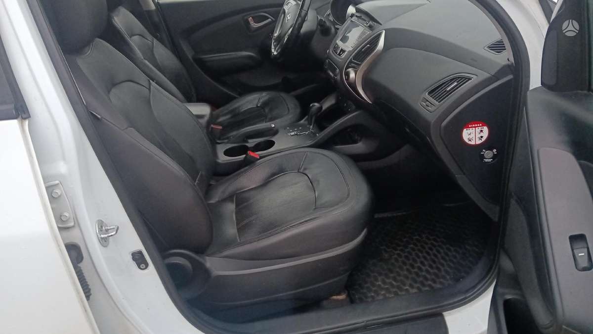 Hyundai ix35, 2.0 l., hatchback