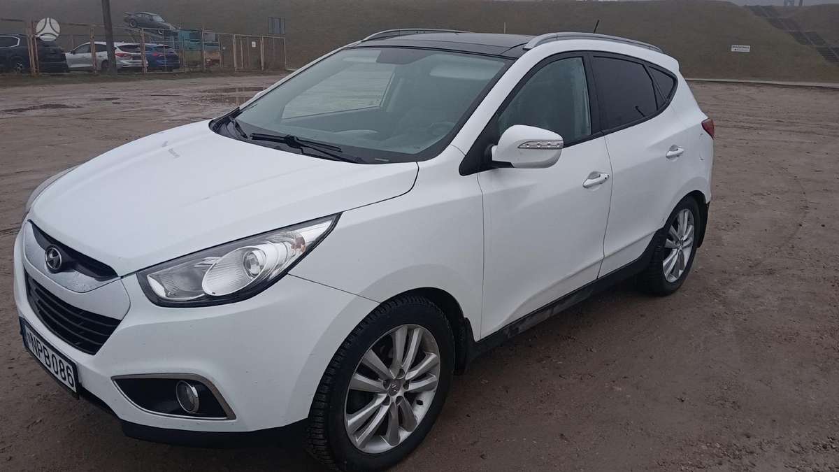Hyundai ix35, 2.0 l., hatchback