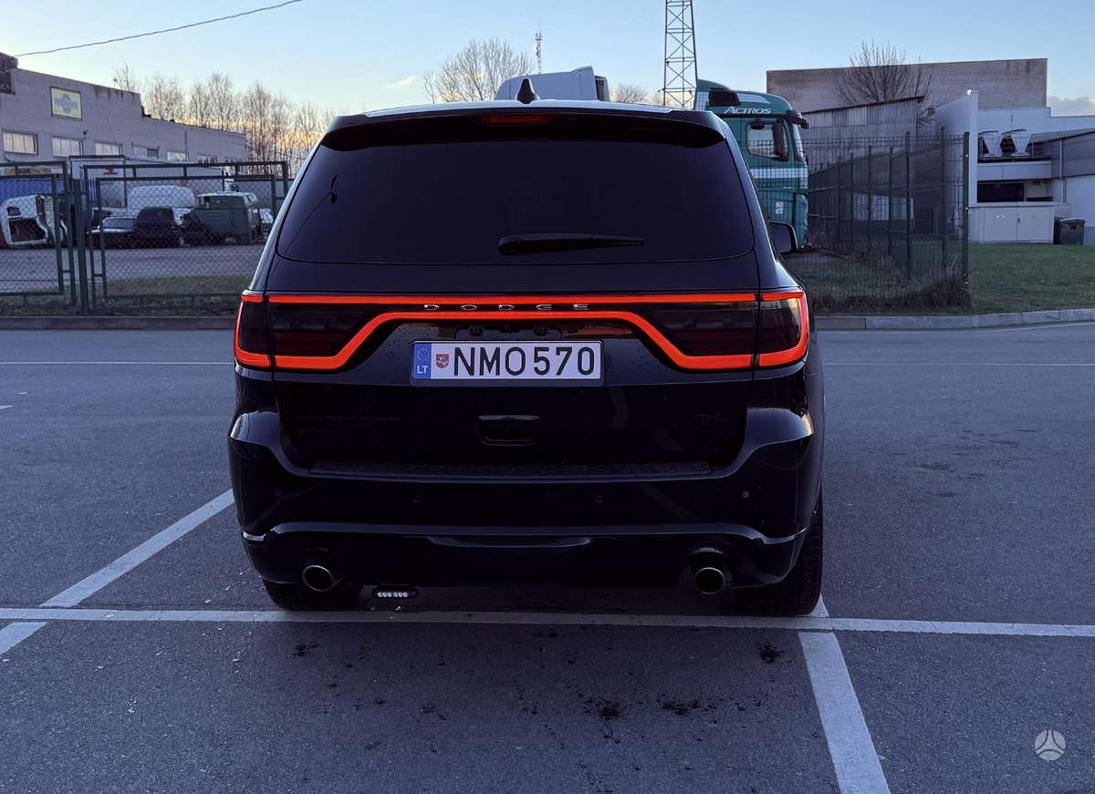 Dodge Durango, 5.7 l., off-road / crossover