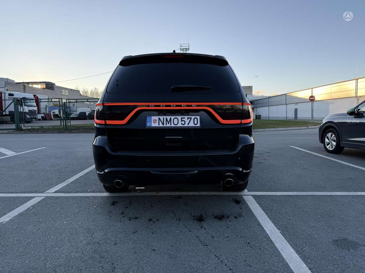 Dodge Durango, 5.7 l., off-road / crossover