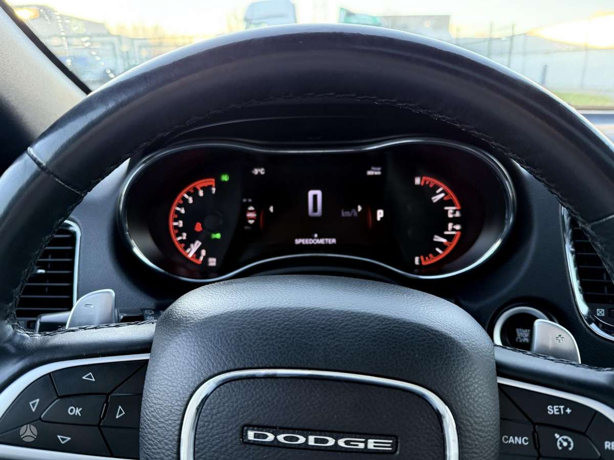 Dodge Durango, 5.7 l., off-road / crossover