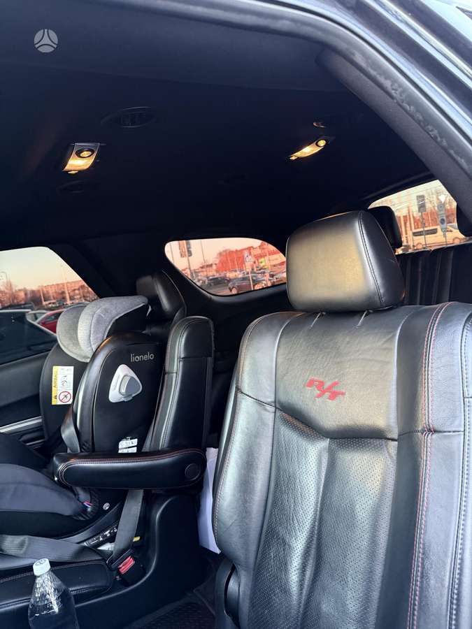 Dodge Durango, 5.7 l., off-road / crossover