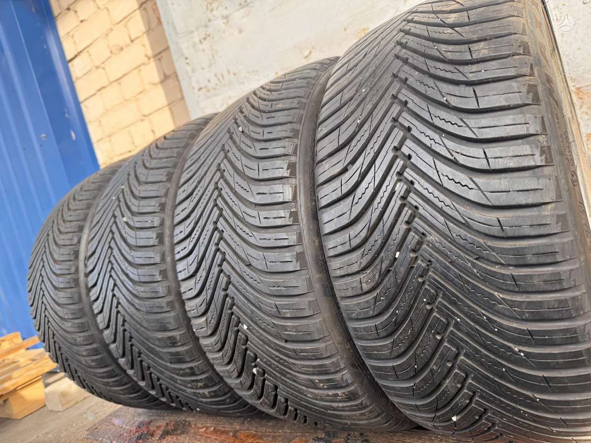 Maxxis Premitra AP3, зимние 225/35 R18