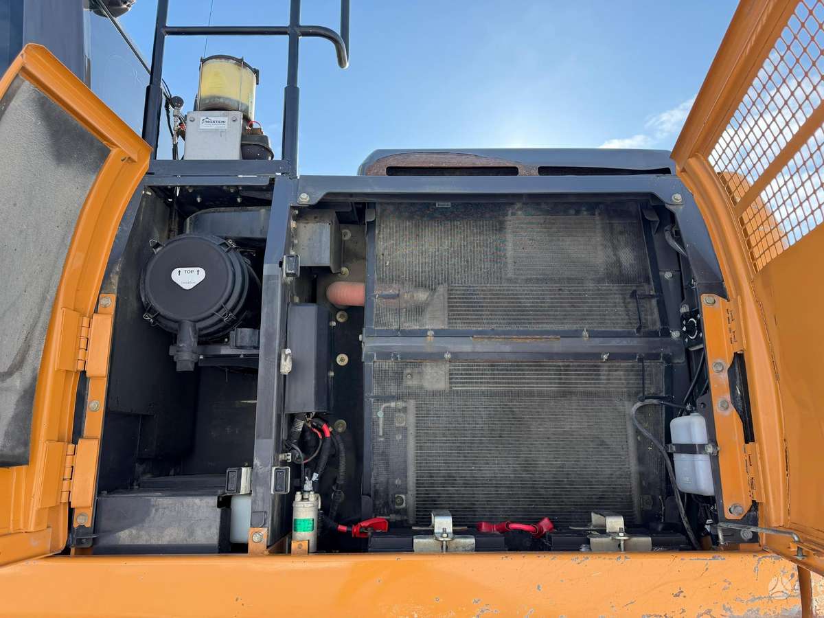 Case CX 210 D , THUMB HYD, excavator