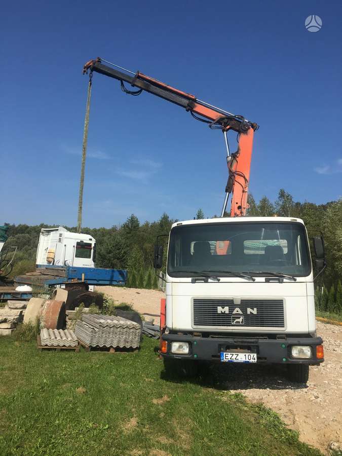 MAN 12, dumpers with crane