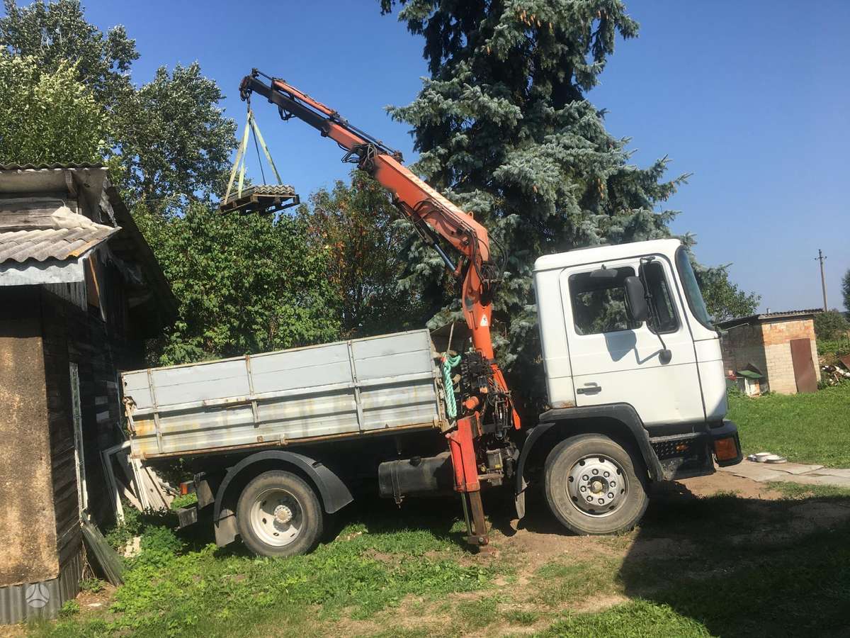MAN 12, dumpers with crane
