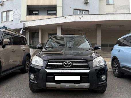 Toyota RAV4 spoilers