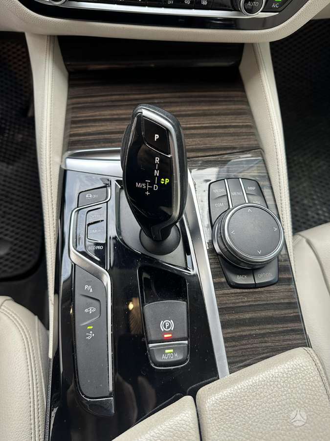BMW 630 Gran Turismo, 3.0 l., hečbeks