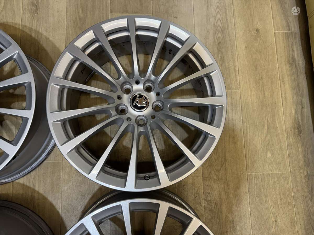 Skoda SUPERB, light alloy, R18