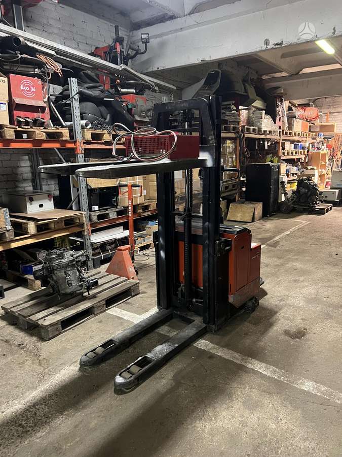 BT 1250, forklifts