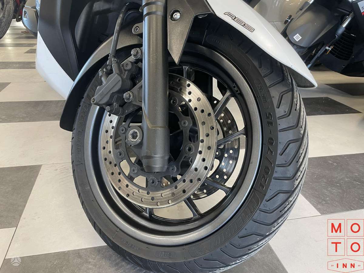 Yamaha XMAX 400 400cc, мотороллеры / мопеды