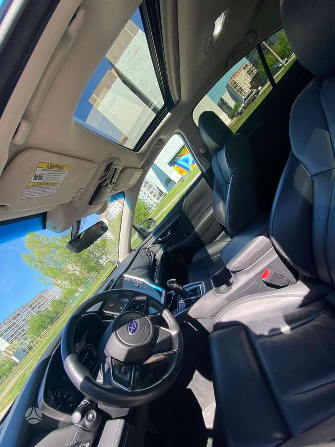 Subaru Legacy - 10