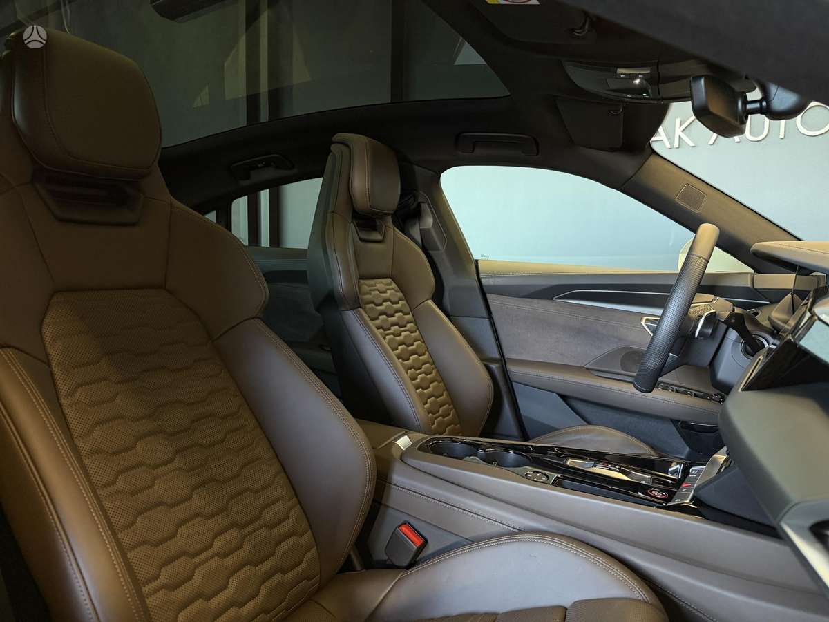 Audi e-tron GT, 93 kWh, hatchback