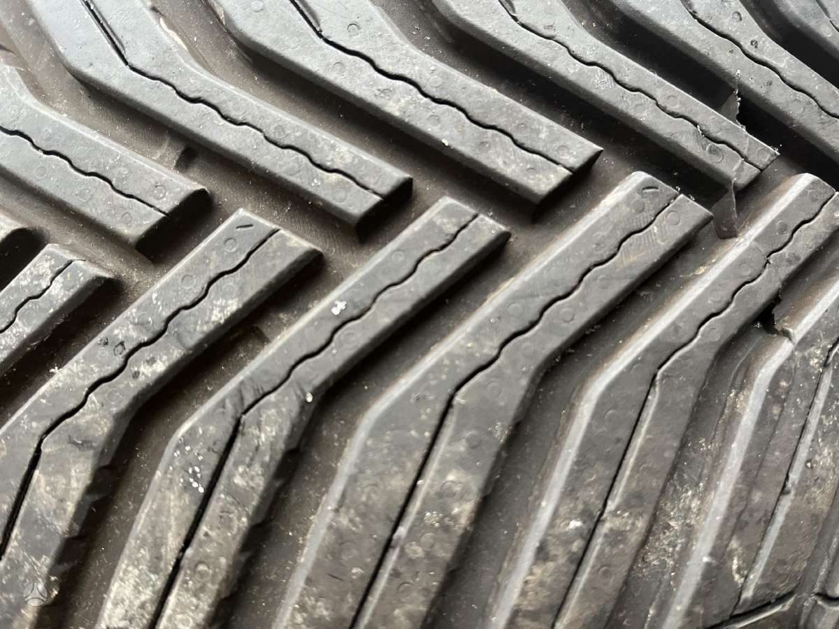 Michelin CrossClimate 2, всесезонные 225/45 R17