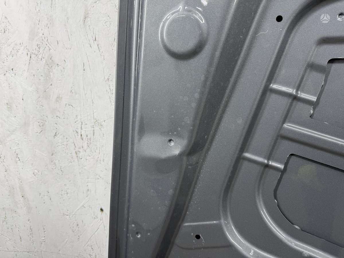 BMW 5 serija hood (front, rear)