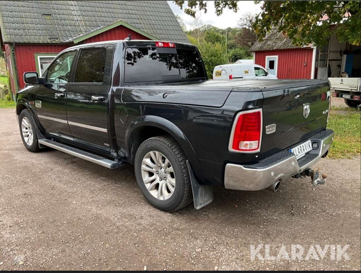 Dodge Ram, 3.0 l., off-road / crossover