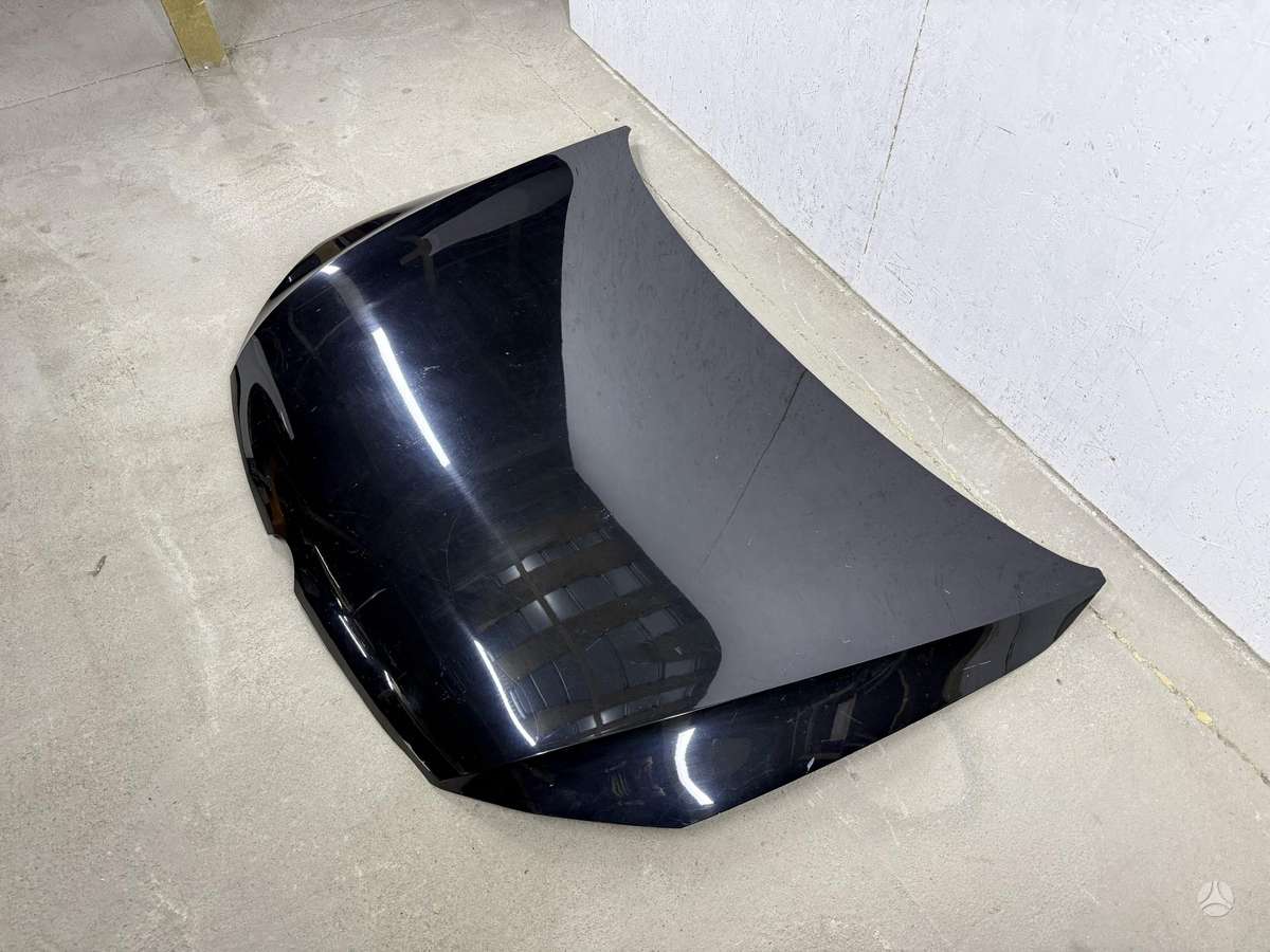 Volkswagen Golf hood (front, rear)