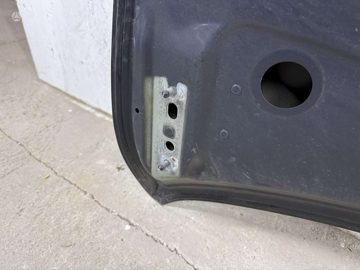Volkswagen Golf hood (front, rear)