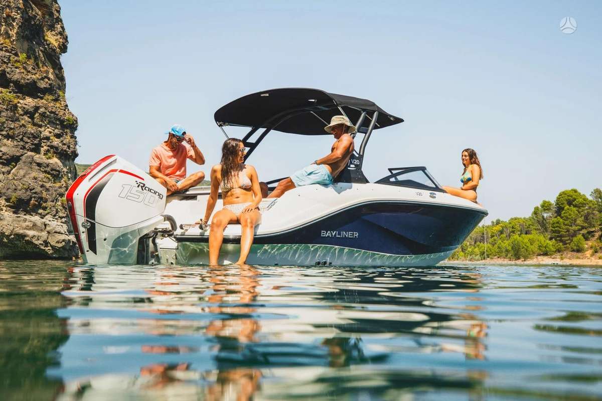 BAYLINER V20 Sandėlyje, yachts / cruisers