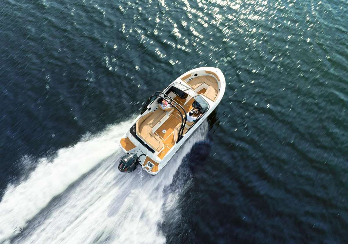 BAYLINER V20 Sandėlyje, yachts / cruisers