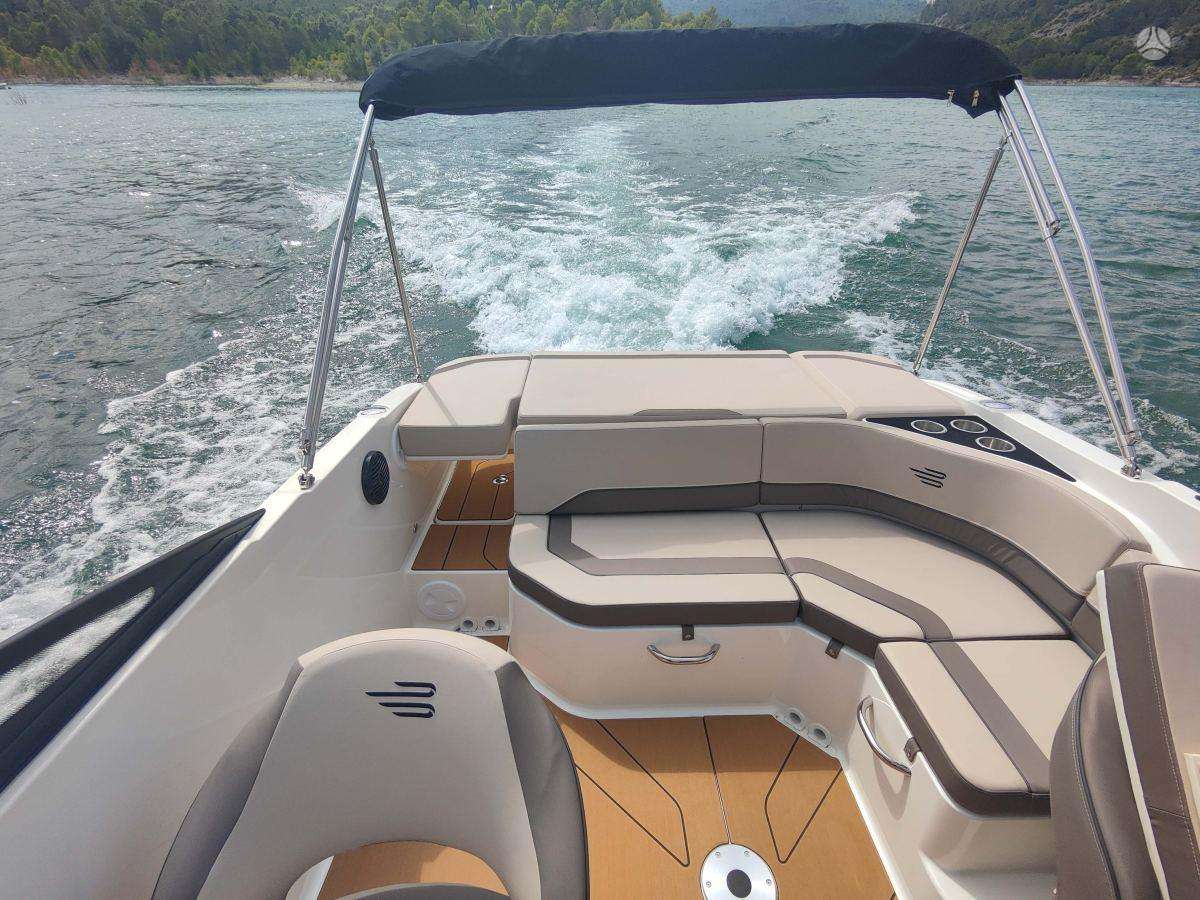 BAYLINER V20i, yachts / cruisers
