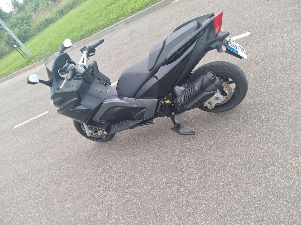 Aprilia SRV 839cc, scooters / mopeds