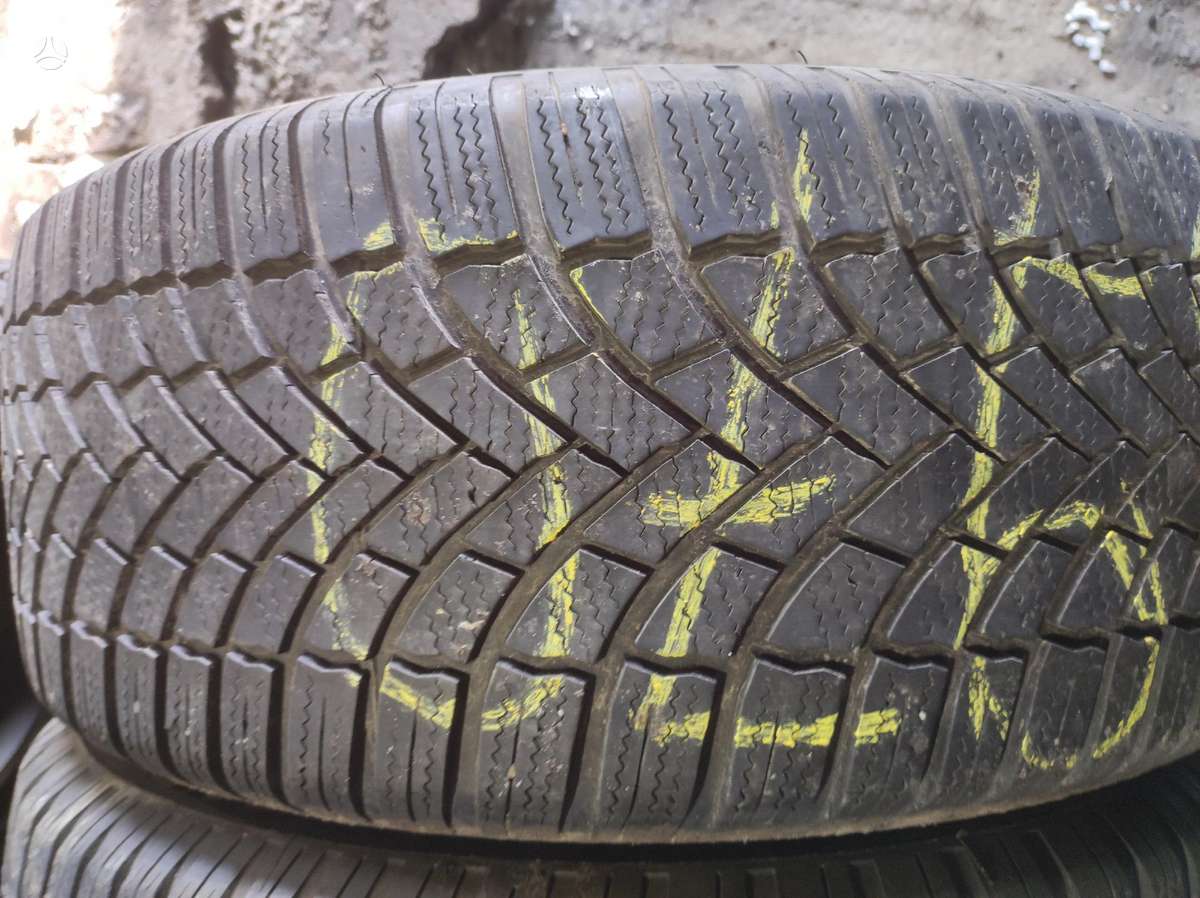 Bridgestone, зимние 235/55 R17