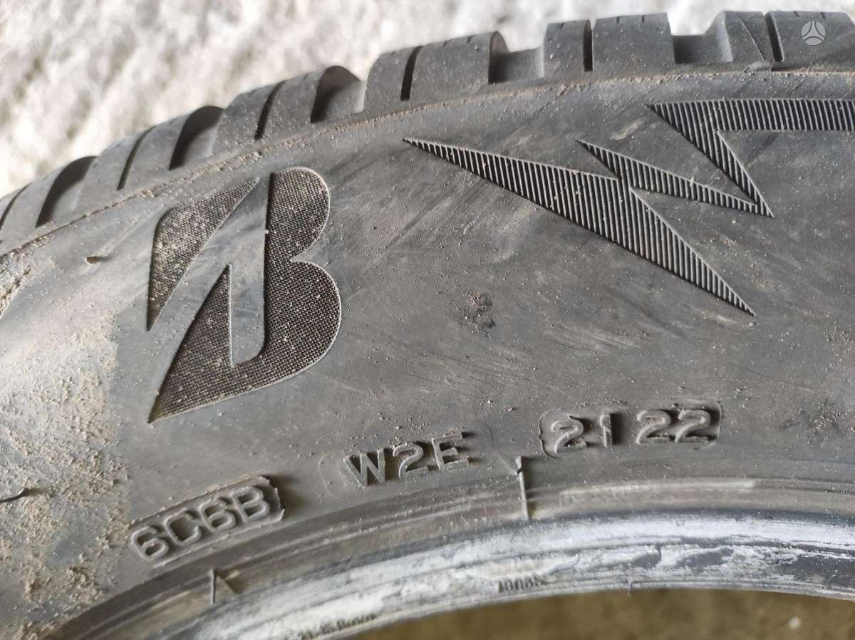 Bridgestone, žieminės 235/55 R17