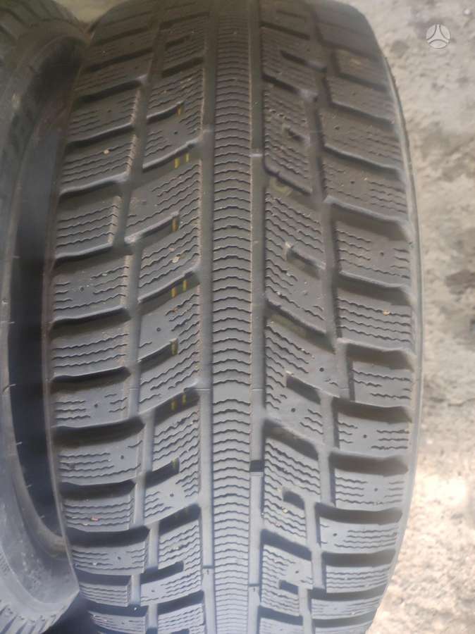 Kumho, winter 225/55 R17